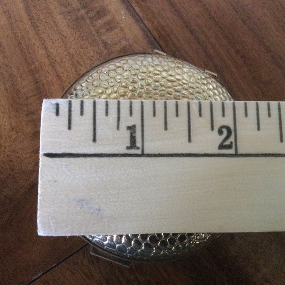 ✔️ Vintage Revlon of New York Mirrored Makeup Compact - Picture 5 of 5